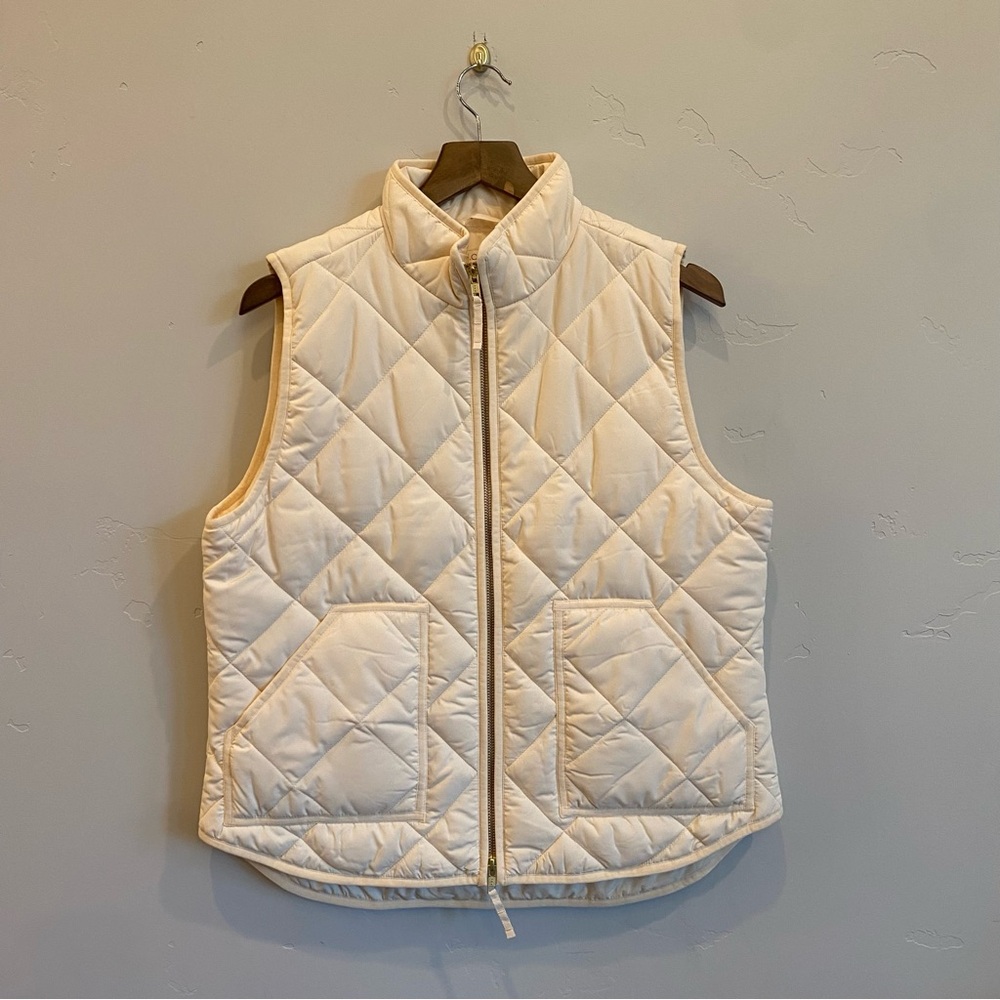 J.CREW Classic Cream Off White Excursion Quilted Puffer Vest